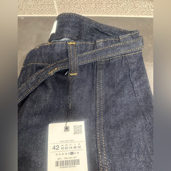 Zara NWT denim jeans . Wide leg with seam down legs. Cute style! - Picture 13 of 14